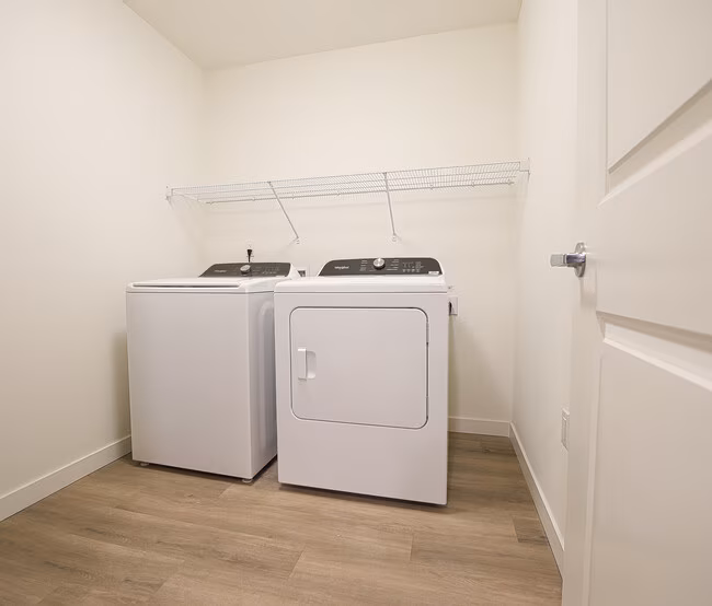 2- Bedroom Den B-204 floor plan